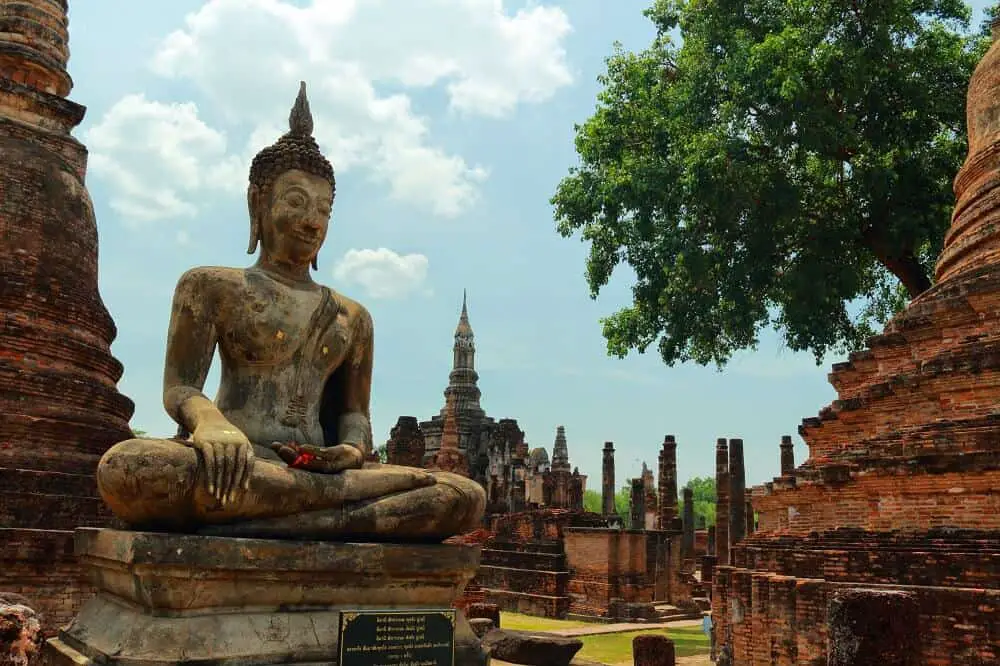 Sukhothai old temple ruins