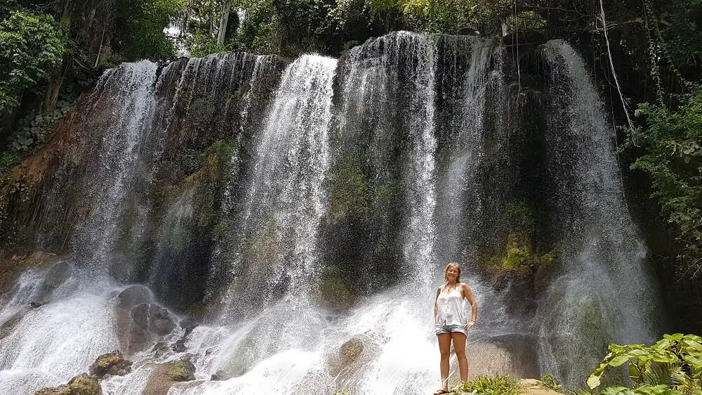 The first waterfall you come to at el Nicho