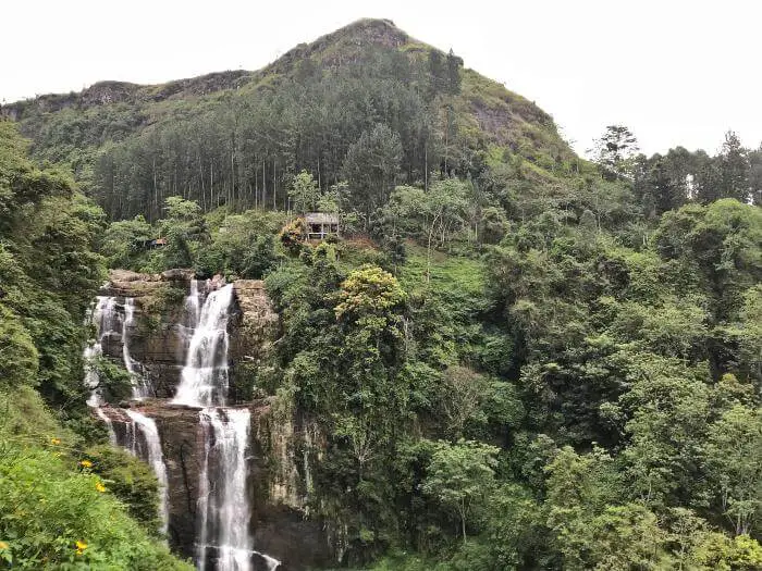 Nangoloan Falls