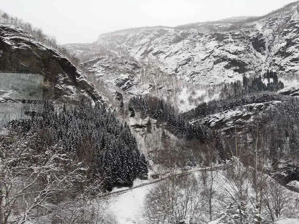 What to do in Flam - Winter views from the Flam Express