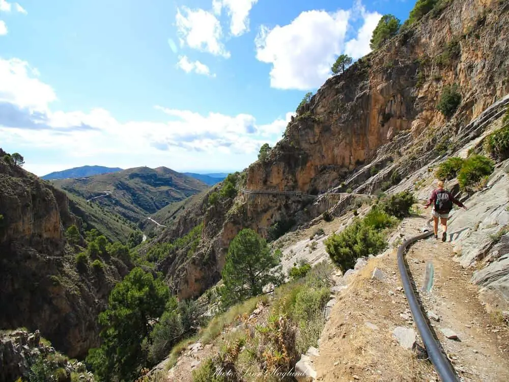 One of the most beautiful day hikes from Malaga is hiking El Saltillo.