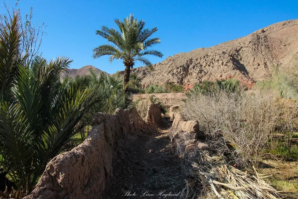 Old clay walls in Garmeh