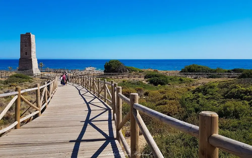 Things to near Mijas: take a stroll to Cabopino