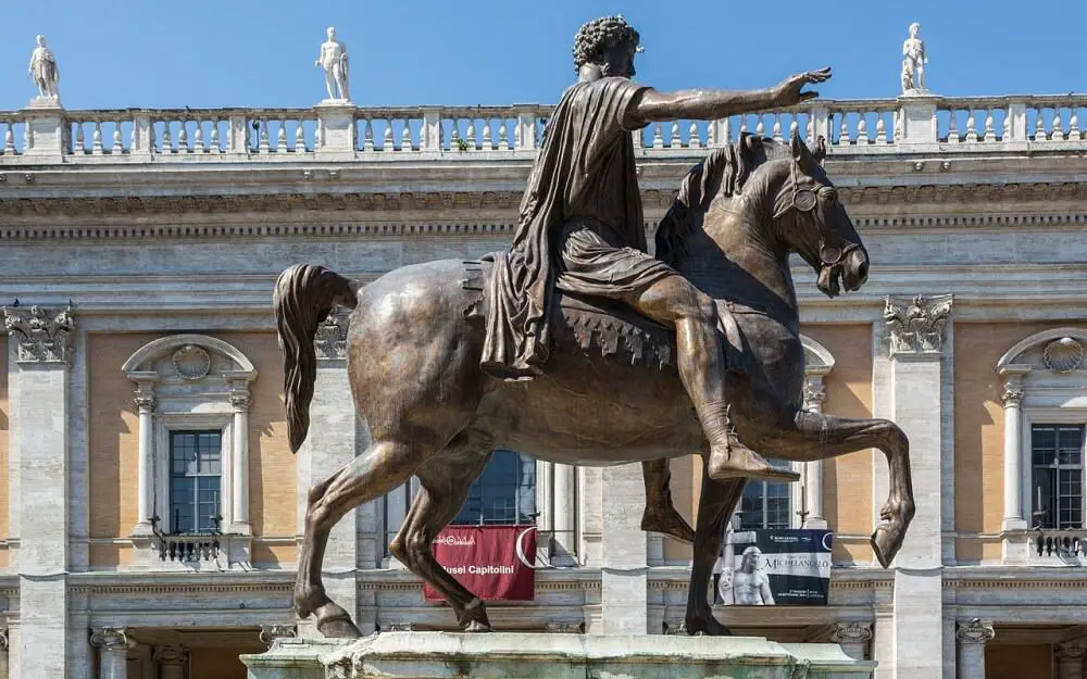 The Equestrian statue of Marcus Aurelius - Rome in 4 days