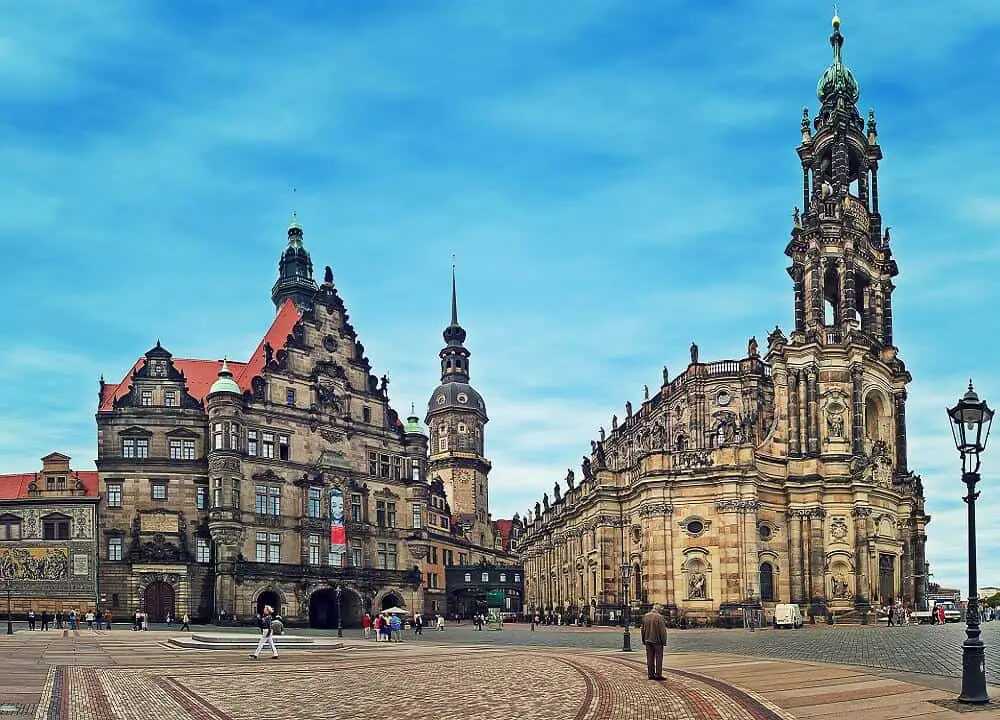 A day in Dresden - Visit Dresden Cathedral