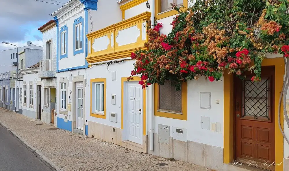 Best things to do in the Algarve - get lost in the streets in Tavira