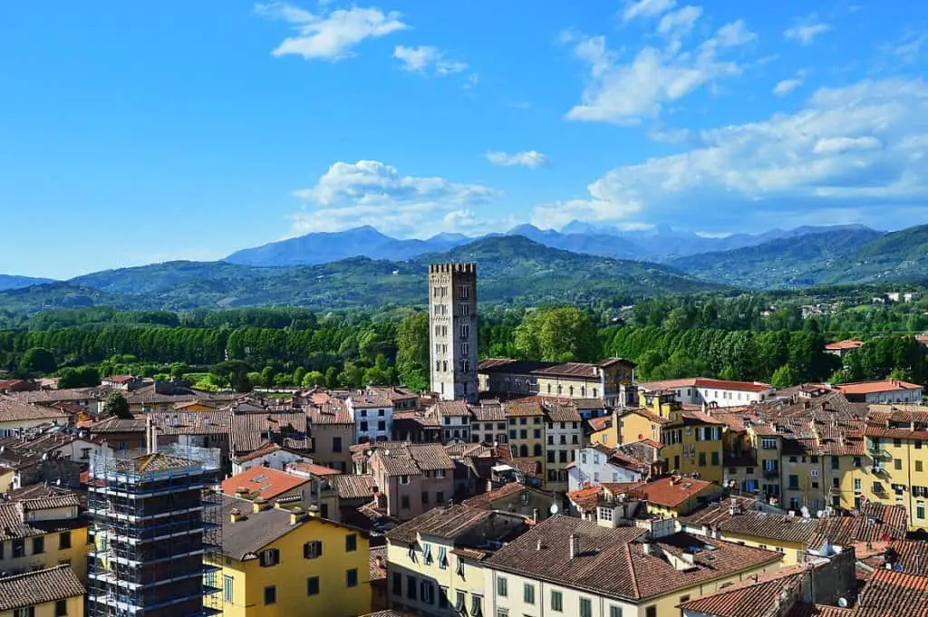 Lucca skyline