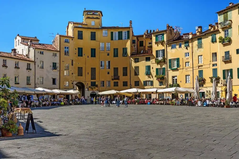 Piazza dell'Anfiteatro Lucca Tuscany
