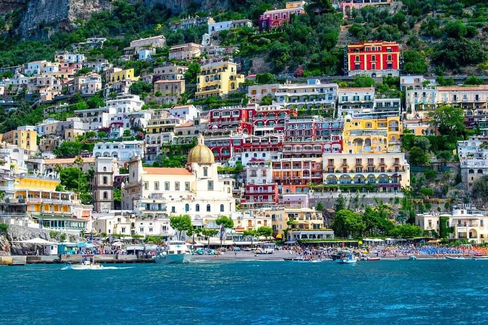 Things to do in Amalfi coast - visit Positano