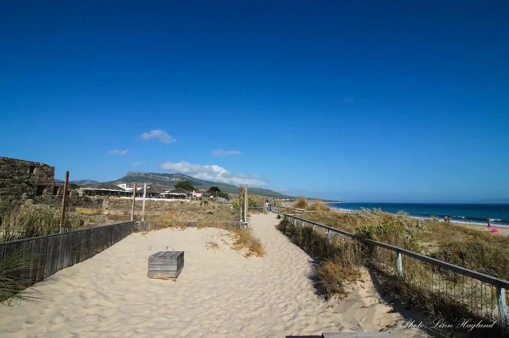 Bolonia boardwalk