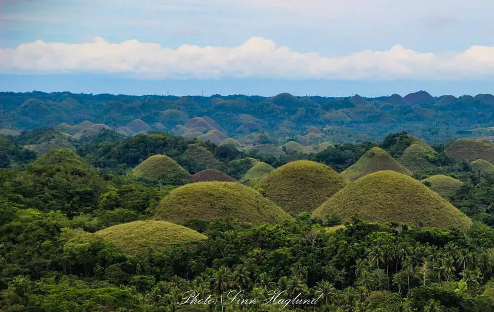 Famous landmarks in Asia - Chocolate Hills