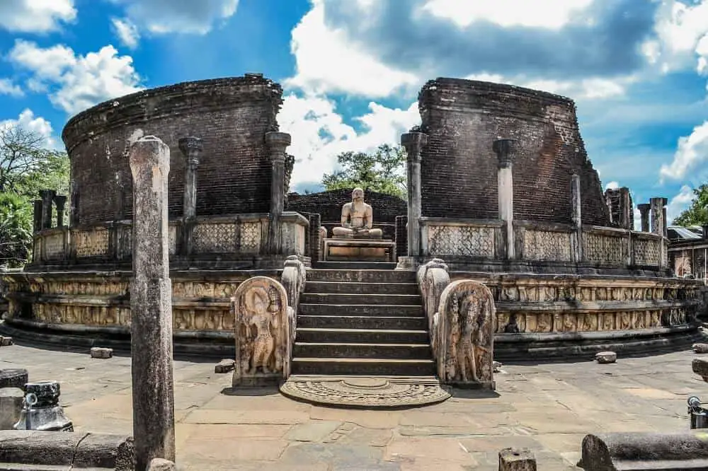 Monuments of Asia - Vatadage Polonnaruwa