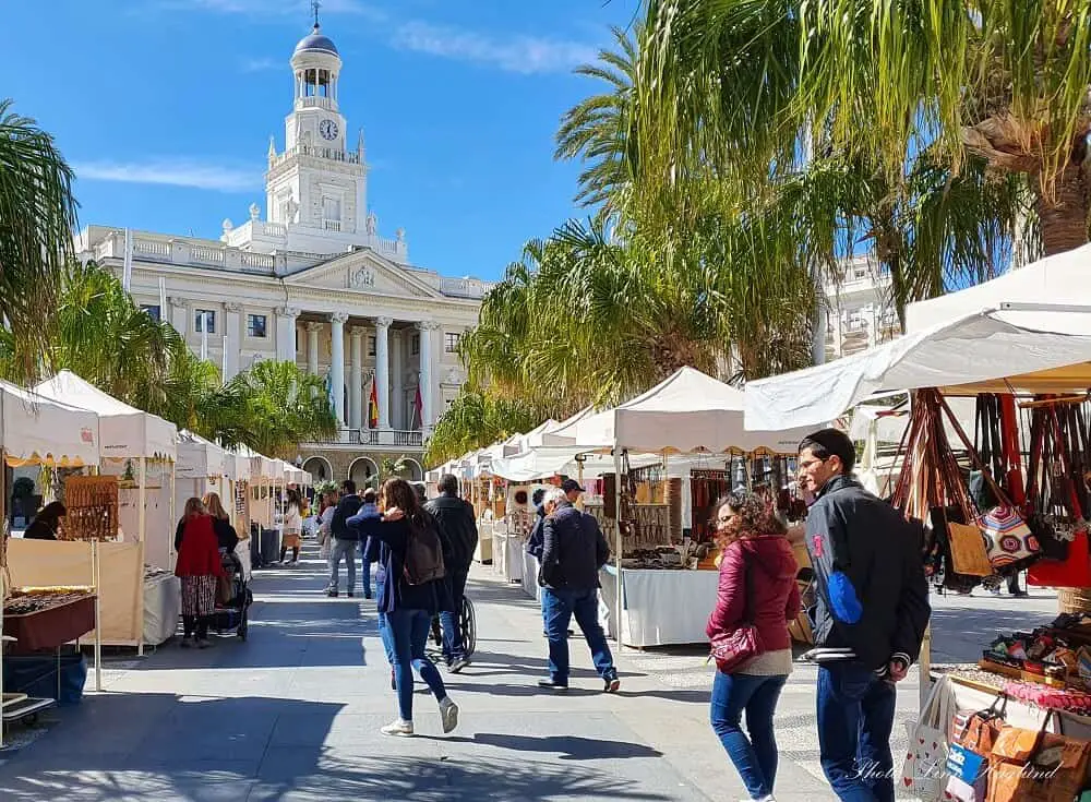 What to do in Cadiz - Plaza de San Juan de Dios