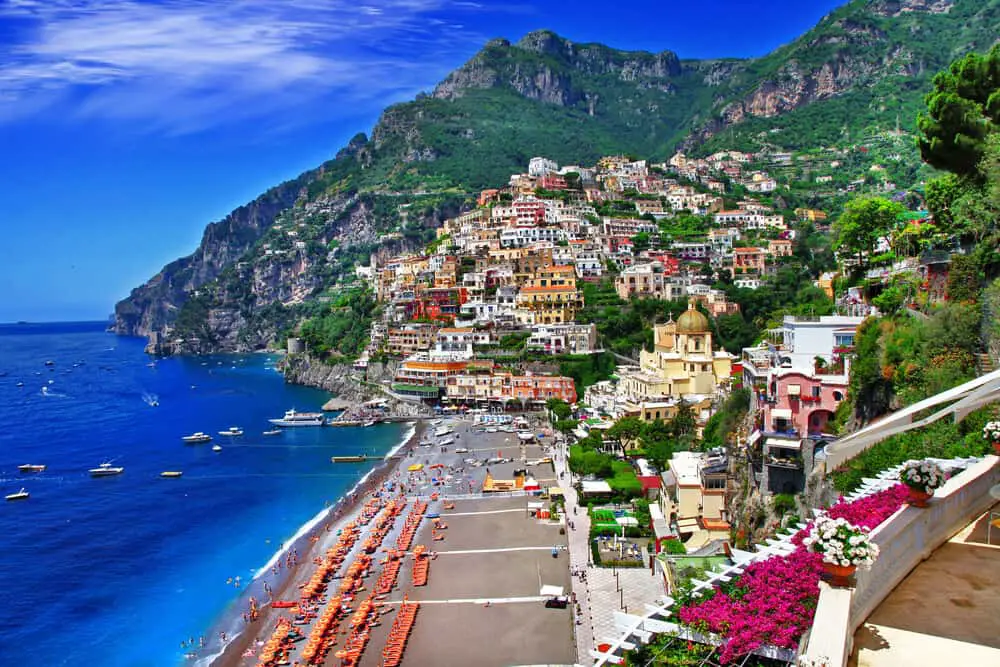 Towns on the Amalfi Coast - beautiful Positano