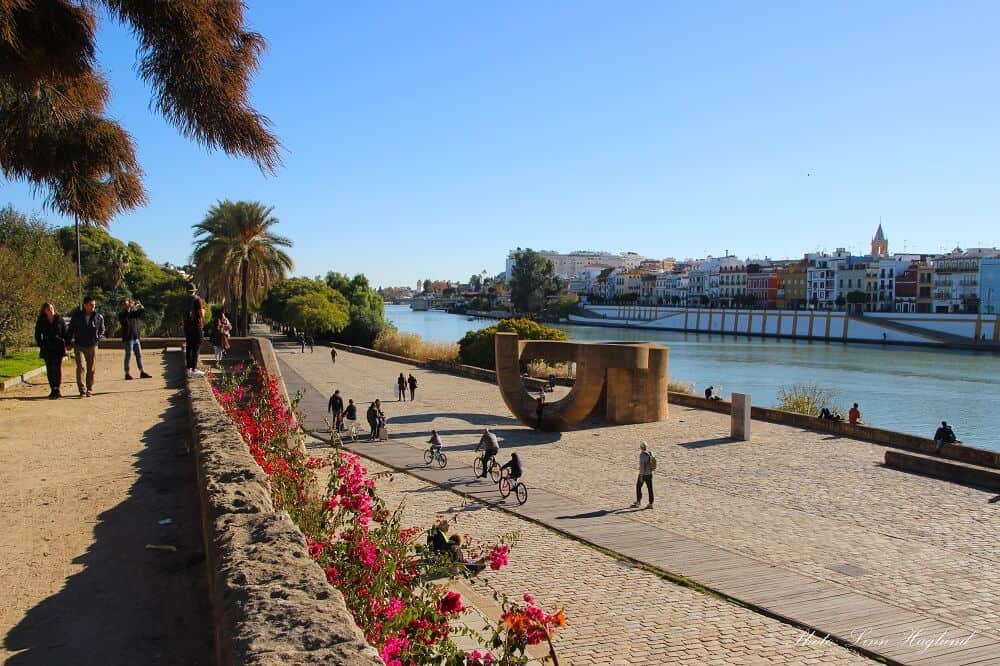What to do in Seville Spain - walk along the river