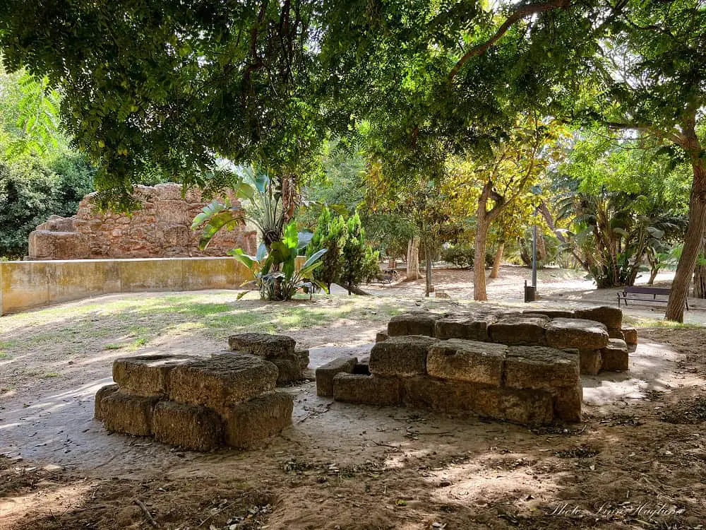 Phoneician and Roman ruins in Parque Kotinoussa Varela Sur. This is a true hidden gem in cadiz Spain that not many know about.
