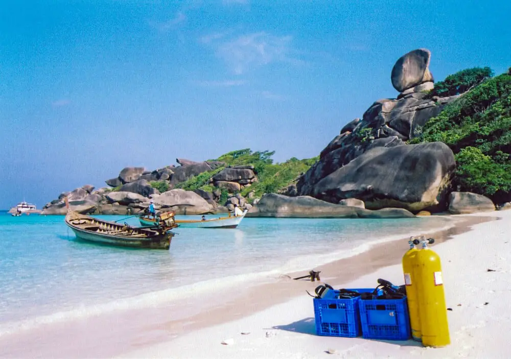 Thailand bucket list - dive in Similian Islands