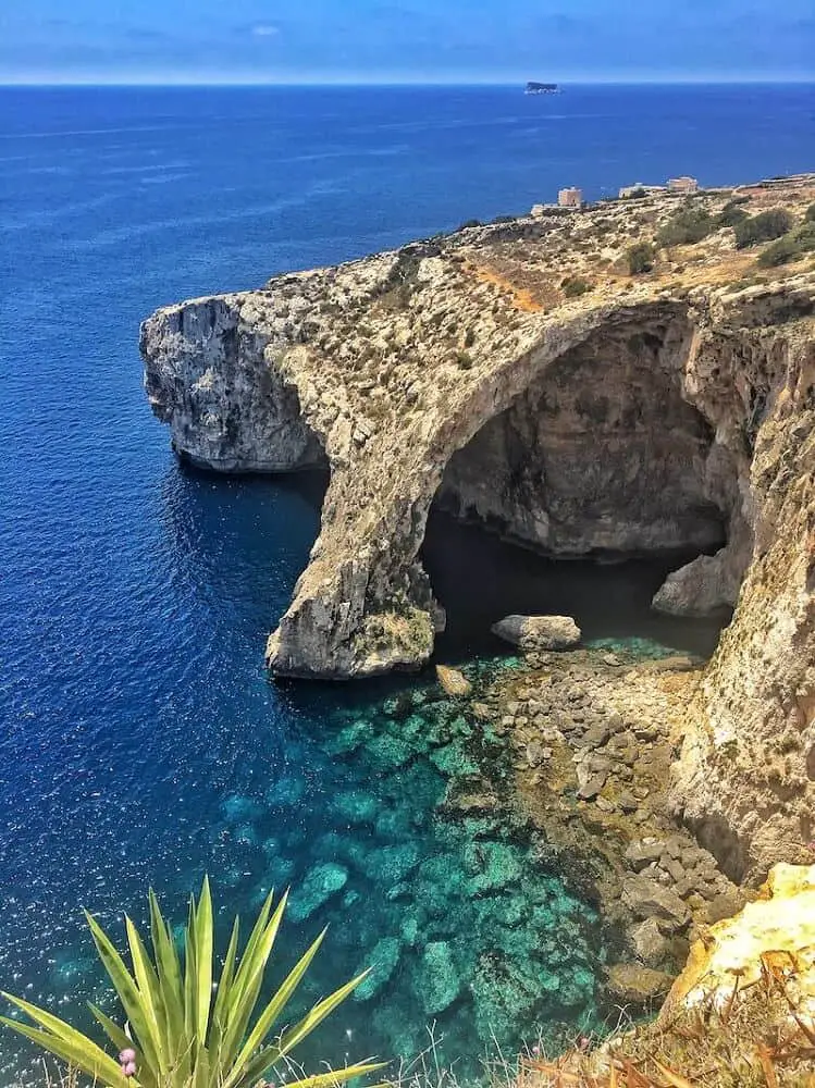 weekend in Malta - blue grotto