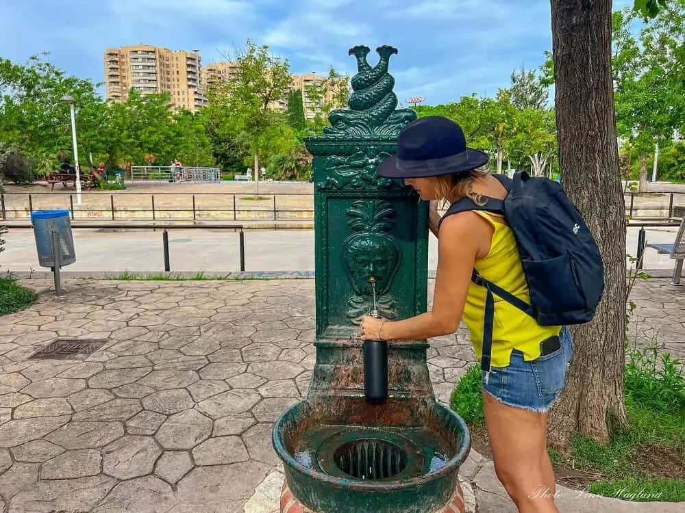 reasons to visit Valencia - water fountain