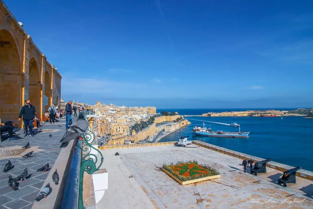 Valletta harbor view from Upper Barraca Gardens, one of the prettiest views to see in a Malta 3 days trip.