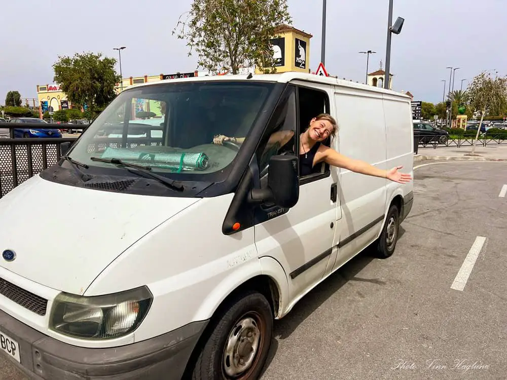 How to start van life with no money - I sold my car and bought this white Ford Transit van.