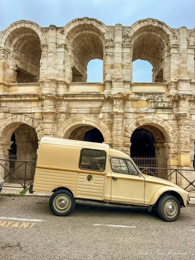 Old car in front of Arles Arena.