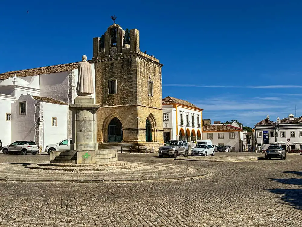 The carhedral of Faro which is in the middle of the old town, where to stay in Faro Portugal if it's your first time visiting.