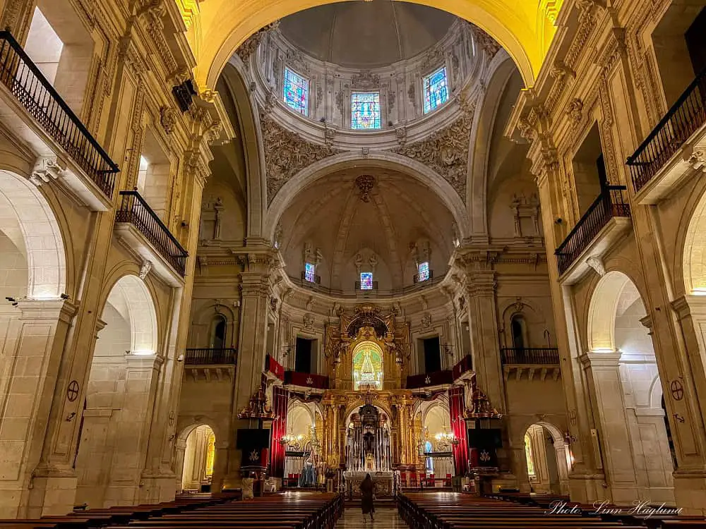 Inside Basilica de Santa Maria in Elche.