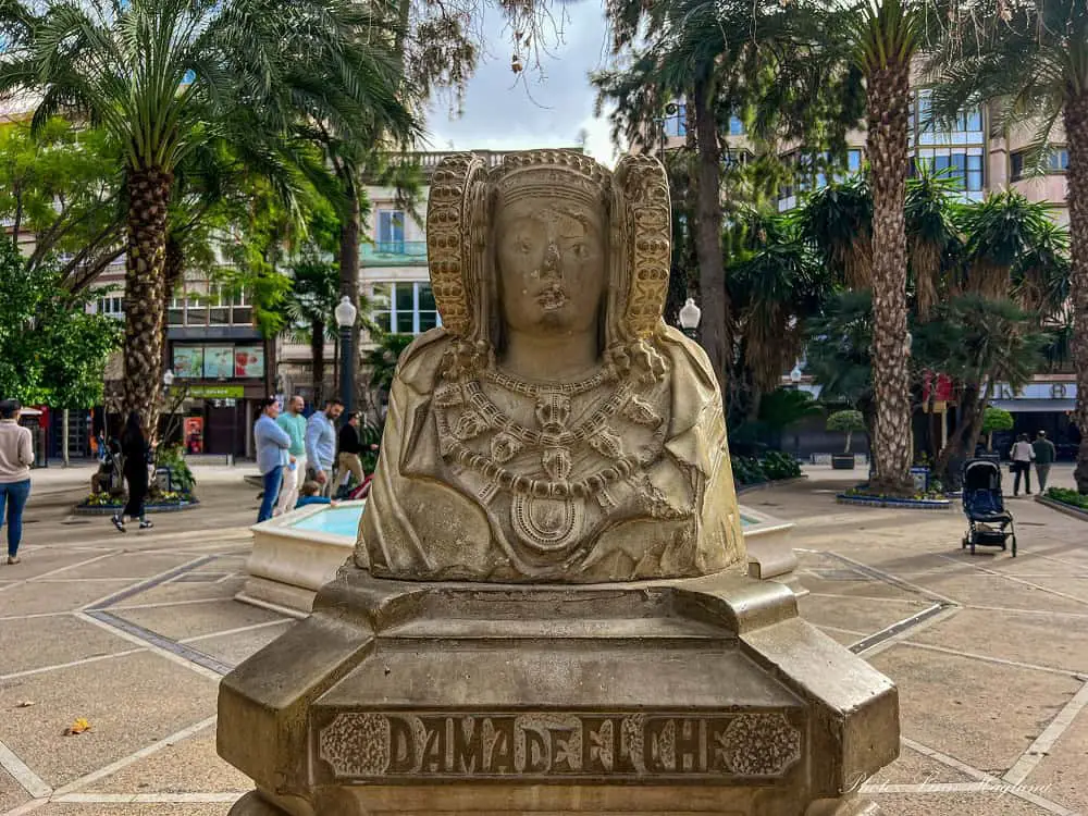 Dama de Elche statue.